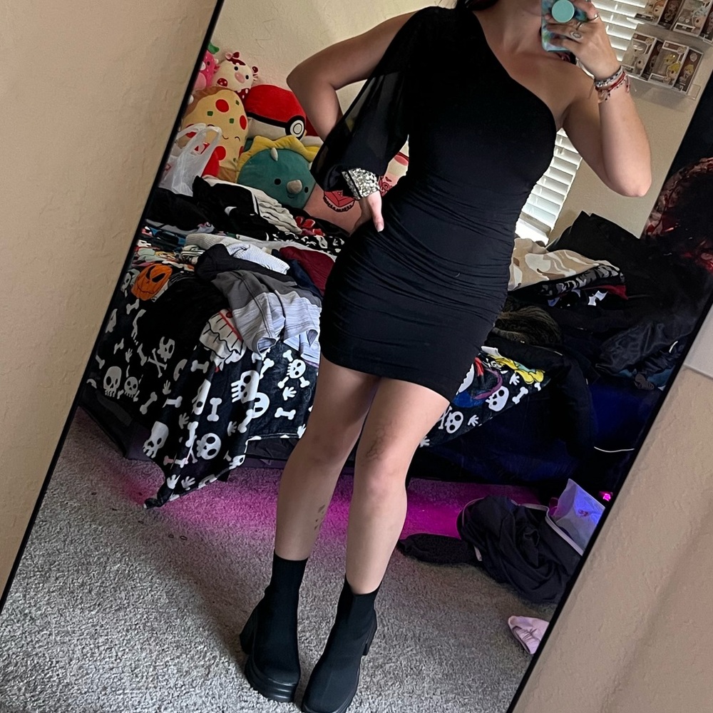 Jodi Kristopher Elegant Black Dress